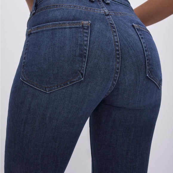 Good American GOOD LEGS SKINNY JEANS - Picture 4 of 11